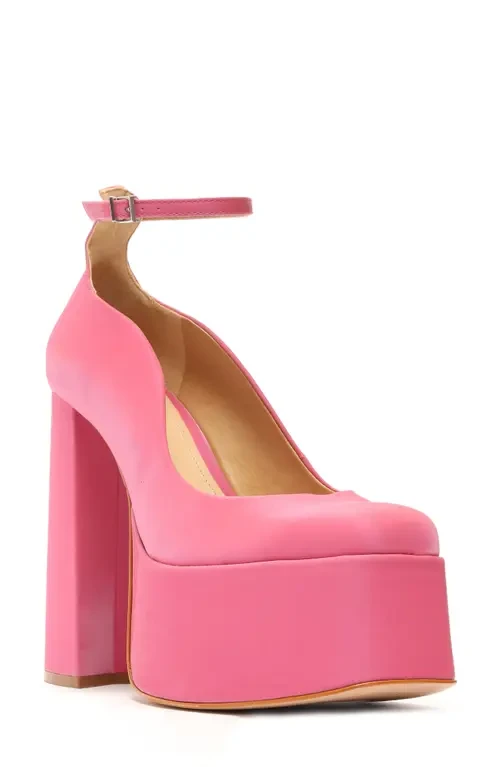 Schutz Darlene Ankle Strap Pump in Pink at Nordstrom